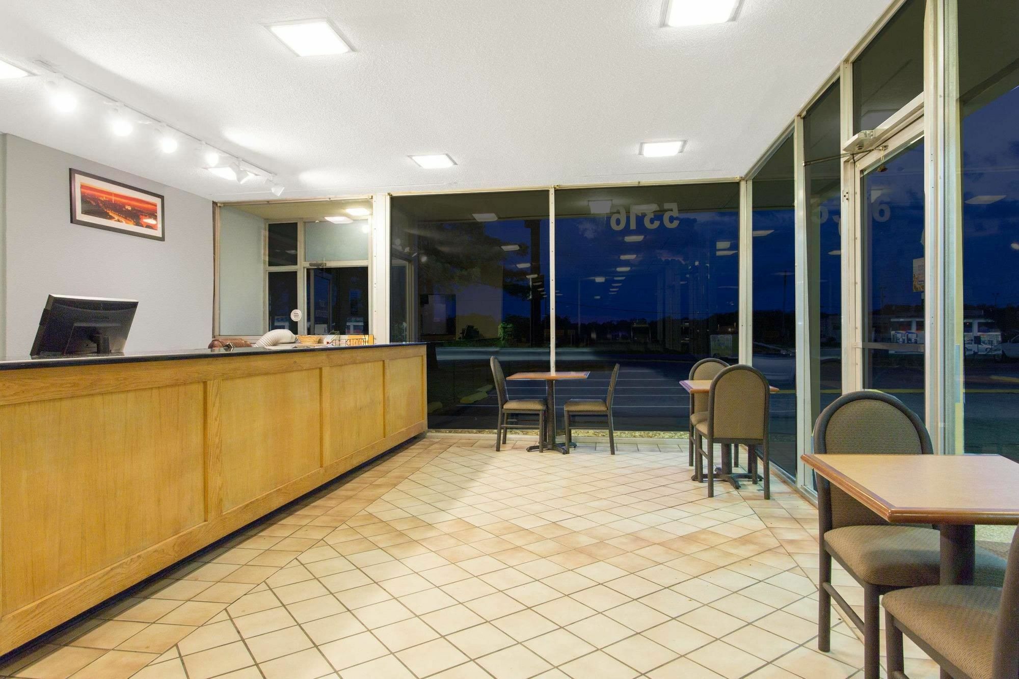 Garden Inn Fredricksburg South Fredericksburg Exteriör bild