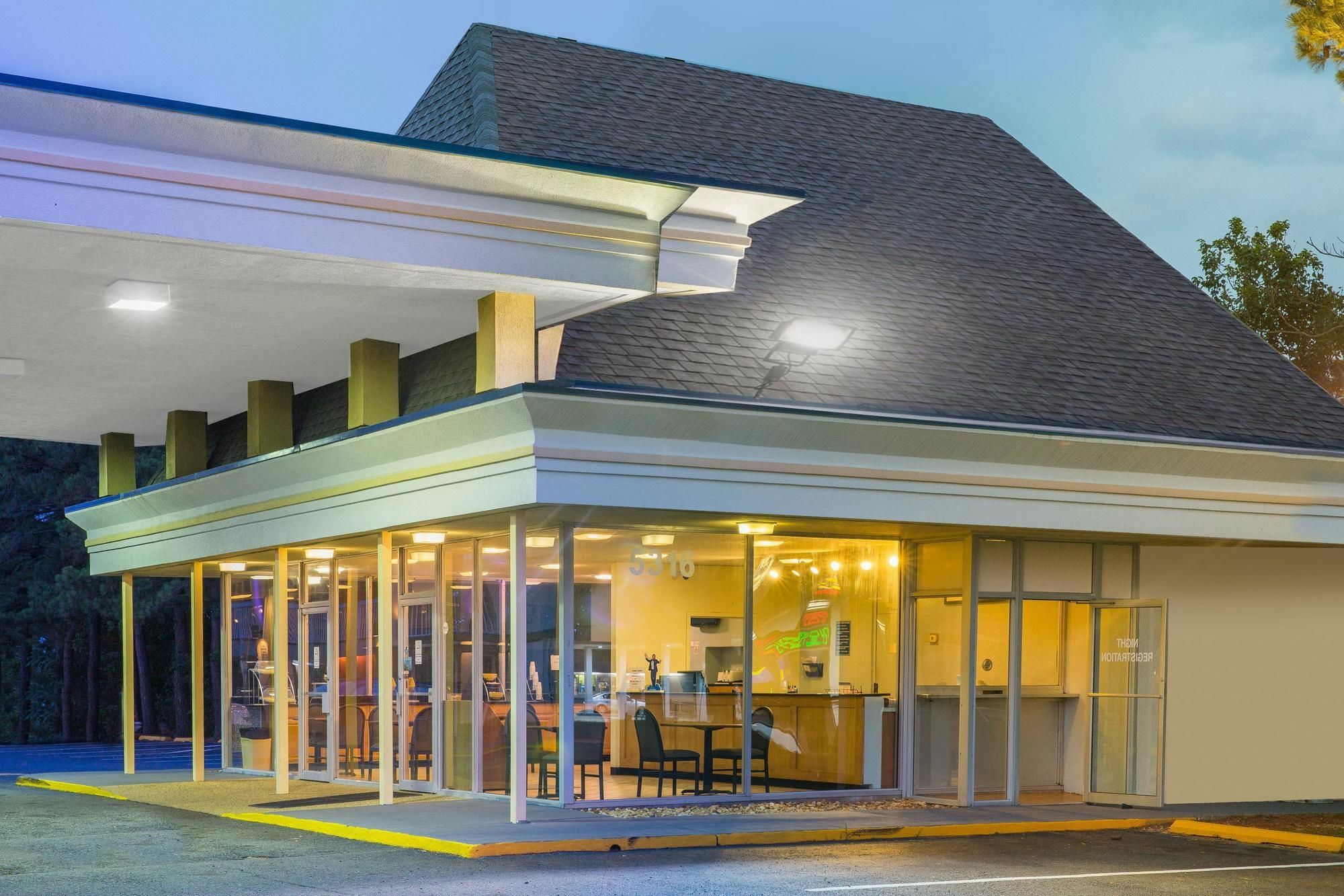 Garden Inn Fredricksburg South Fredericksburg Exteriör bild